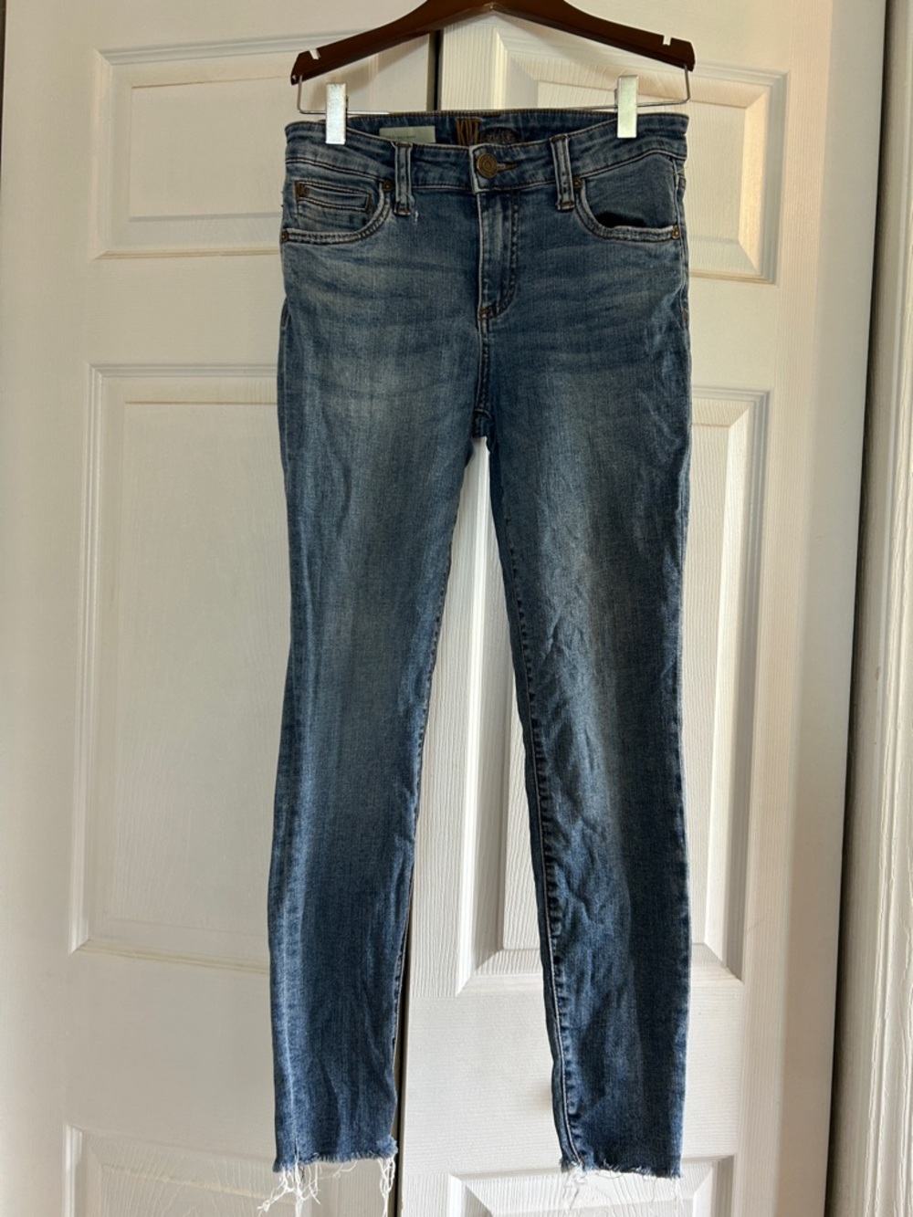 Kut from the Kloth Carlos ankle skinny jeans